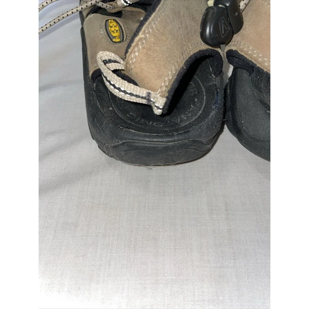 Keen River Sandals Men’s Size 10.5 M Tan Leather Waterproof Cinch Strap